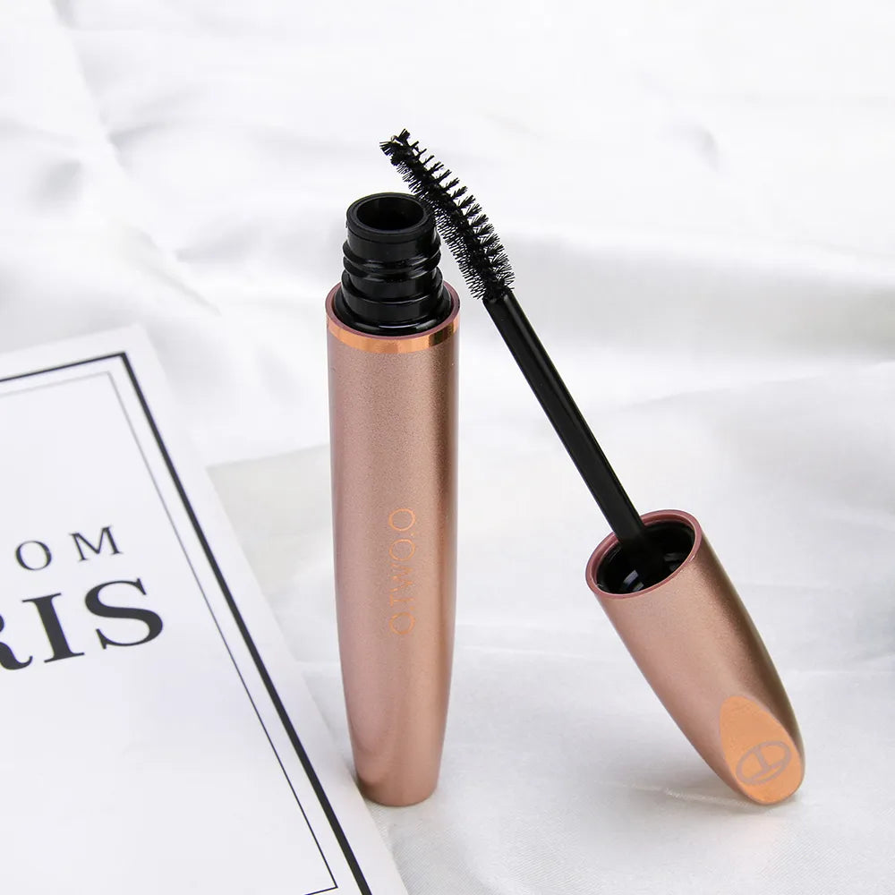 O.TWO.O Waterproof Mascara Lengthens Eyelashes Extension